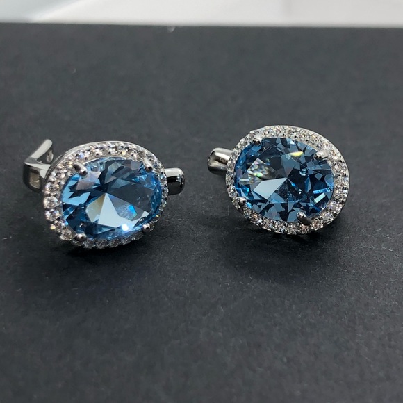 Sky Blue Topaz Sterling Silver Earrings - Picture 5 of 6